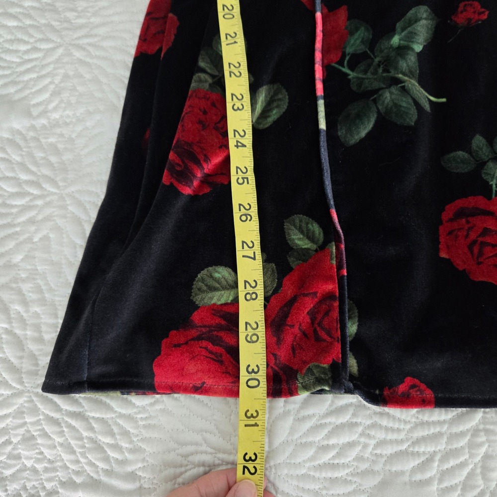 For Love & Lemons Yara Printed Velvet Mini Dress Black Red Rose Lace Ruffle - Picture 9 of 9